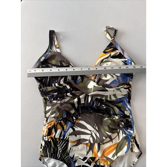 Calvin Klein Women’s 10 Tropical Twist-Front Tummy Control One-Piece Swimsuit - Picture 9 of 11